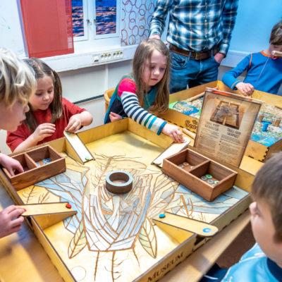 kids in museum 2
